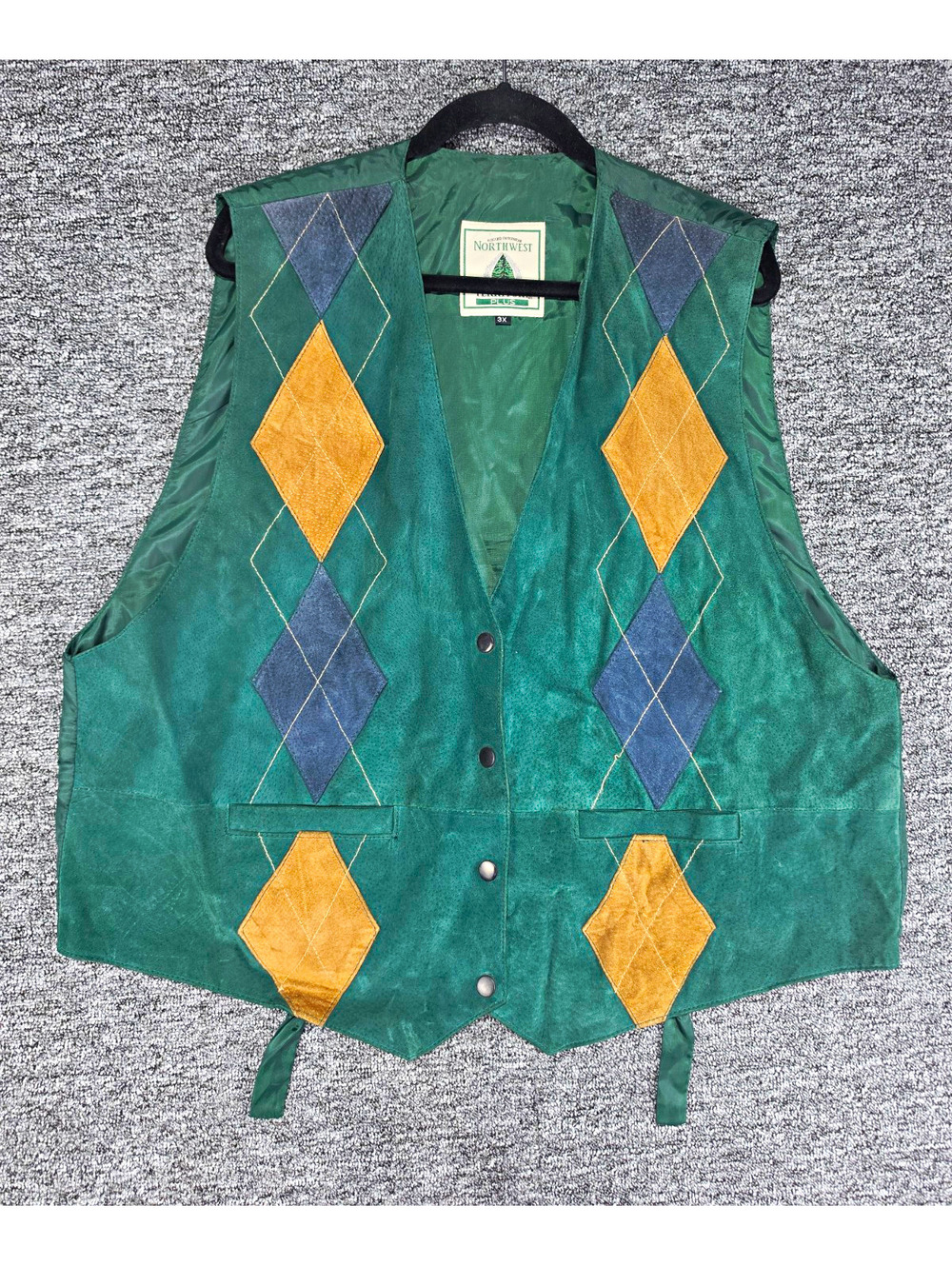 Northwest Territory Plus Men's 3X Big & Tall Green Argyle Leather Snap Vest 48"
